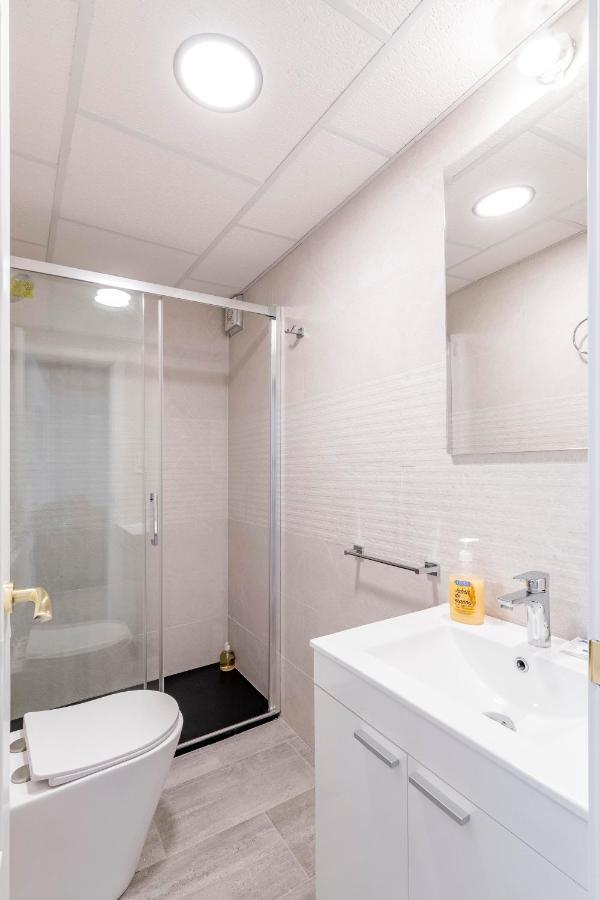 Estupendo Apartamento En El Centro De Мадрид Екстериор снимка